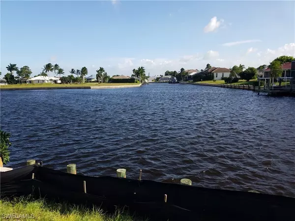 Marco Island, FL 34145,1511 Jamaica CT