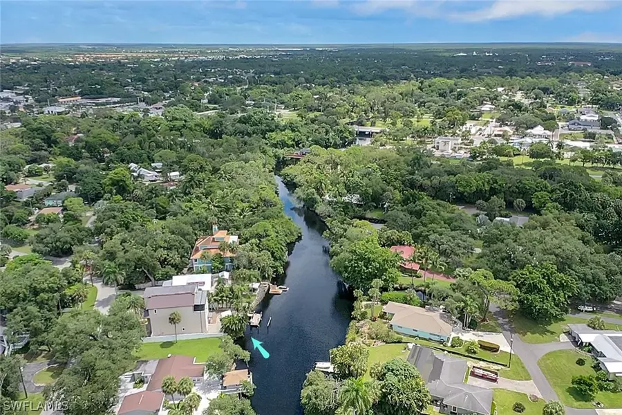 27281 Riverside DR, Bonita Springs, FL 34135