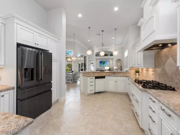 Miromar Lakes, FL 33913,18132 Via Caprini DR