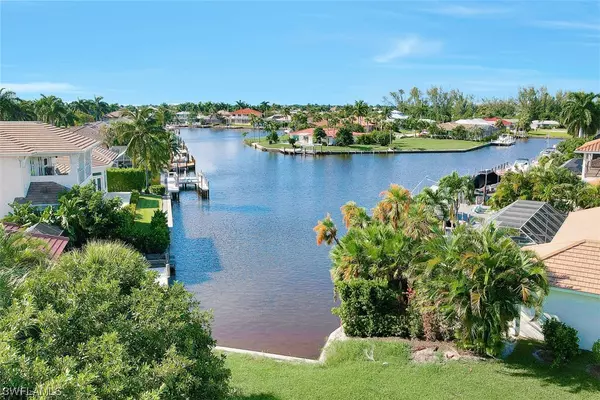 Marco Island, FL 34145,430 Kendall DR