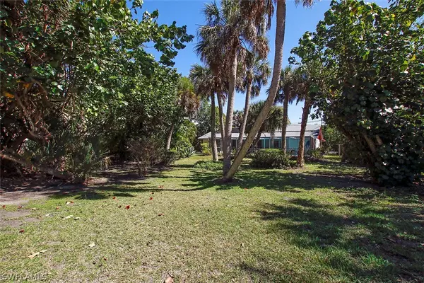 Sanibel, FL 33957,9226 Kincaid CT