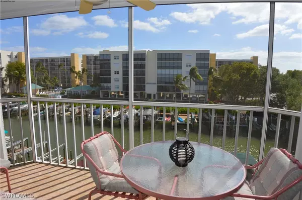 Fort Myers Beach, FL 33931,4511 Bay Beach LN #312