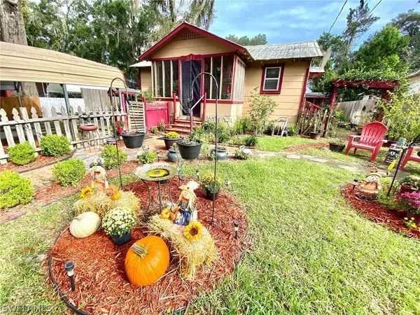 Lake City, FL 32025,681 SE St. John ST