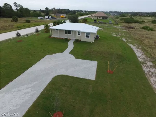 Labelle, FL 33935,7717 17th TER