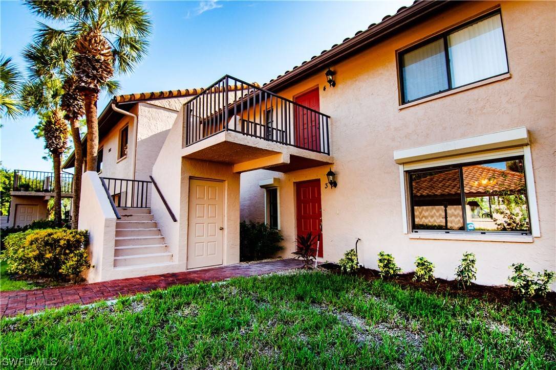 3207 Horse Carriage WAY #403, Naples, FL 34105