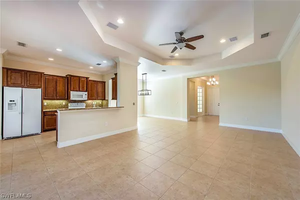 Naples, FL 34119,3813 Columbia CT