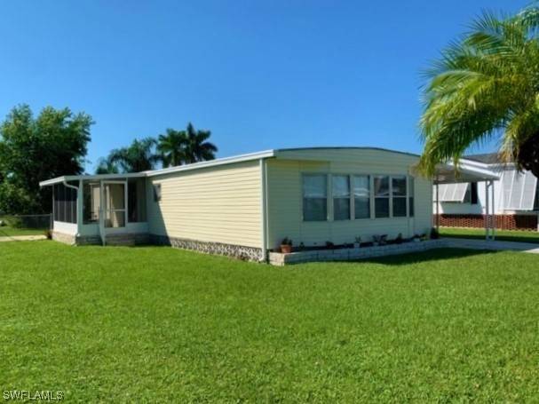 220 Pine Key LN #209, Naples, FL 34114