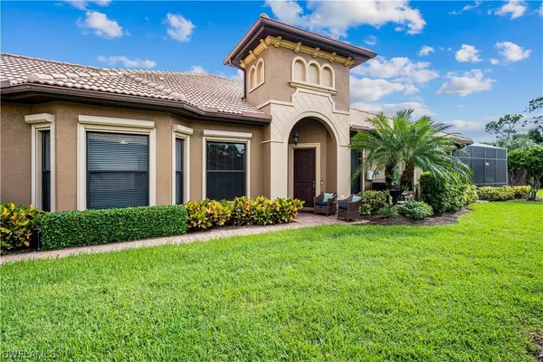 7555 Moorgate Point WAY, Naples, FL 34113