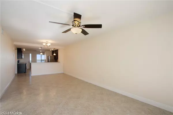 Fort Myers Beach, FL 33931,4263 Bay Beach LN #613