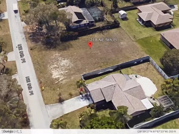 218 NE 9th PL, Cape Coral, FL 33909
