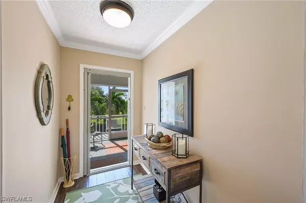 Naples, FL 34110,215 Cypress Way East #C-9