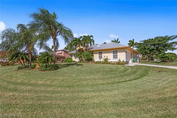 Cape Coral, FL 33904,5118 Glade CT