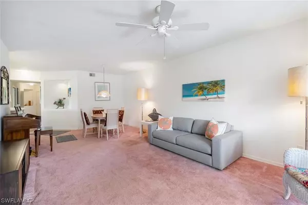 Naples, FL 34109,2420 Old Groves RD #104