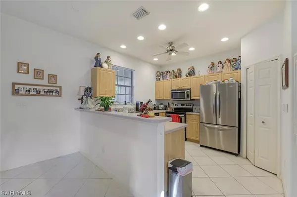 Naples, FL 34119,14755 Pinnacle PL #344