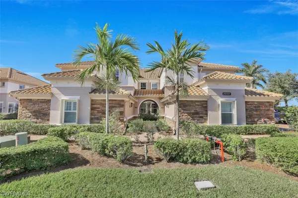 8835 Nautical Landing CIR #101, Naples, FL 34120