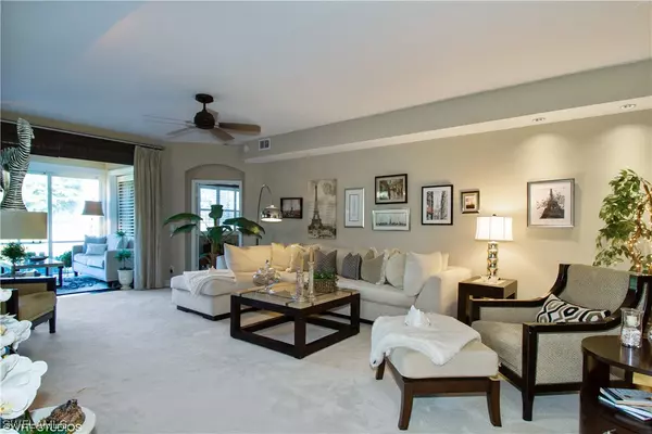 Naples, FL 34109,2150 Aberdeen LN #7-101