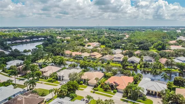 Naples, FL 34109,6928 Burnt Sienna CIR