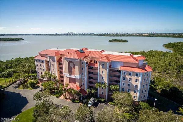 133 Vintage Bay DR #23, Marco Island, FL 34145