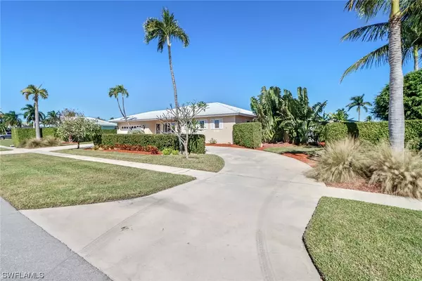 Marco Island, FL 34145,935 Sundrop CT