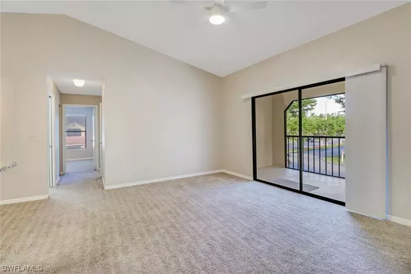 Naples, FL 34109,2226 Arbour Walk CIR #1927