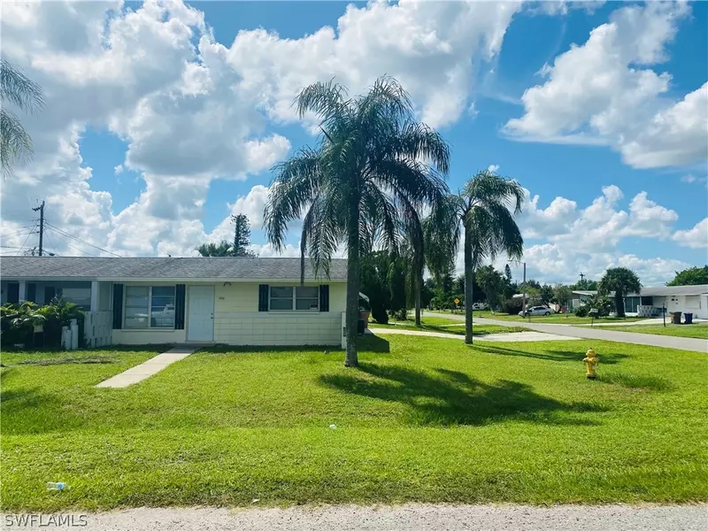 1122 Wesley ST W, Lehigh Acres, FL 33936