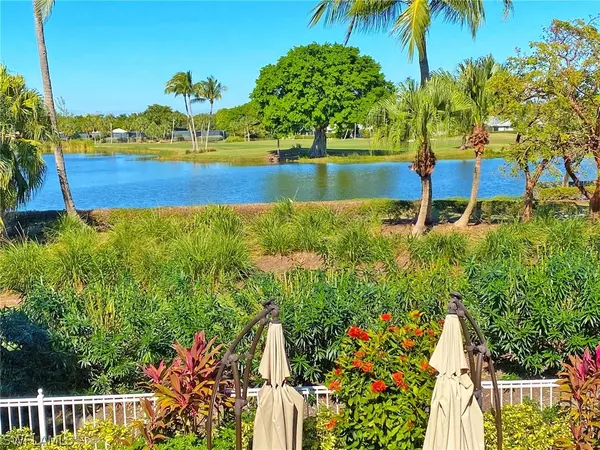 1039 Sand Castle RD, Sanibel, FL 33957