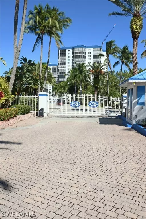 Fort Myers Beach, FL 33931,4753 Estero BLVD #303
