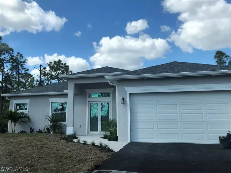 347 41st AVE NW, Naples, FL 34120