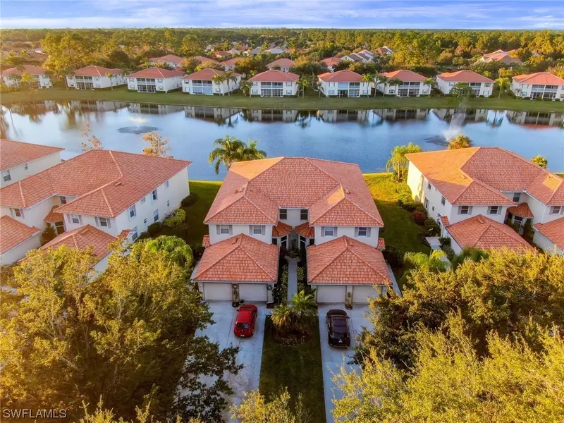 280 Robin Hood CIR #201, Naples, FL 34104