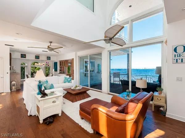 Sanibel, FL 33957,488 Lighthouse WAY