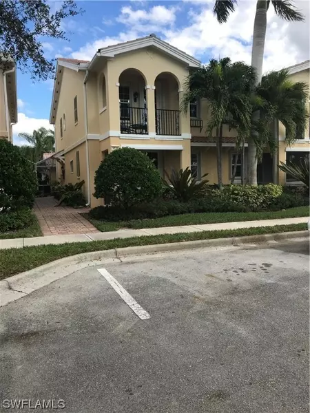 8156 Josefa WAY, Naples, FL 34114