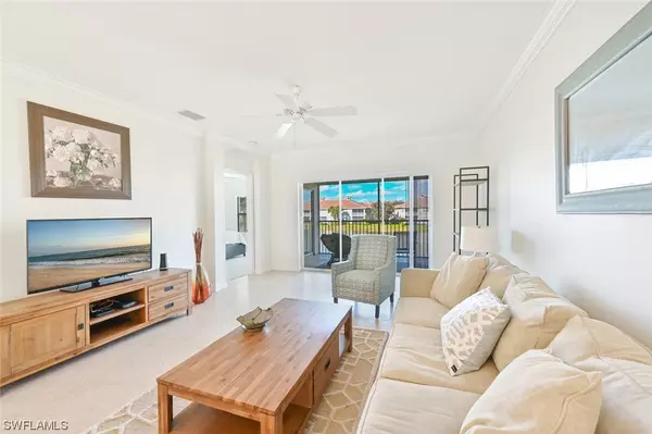 Naples, FL 34109,3027 Horizon LN #2406