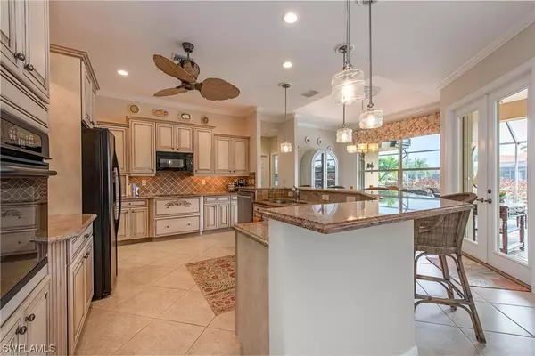 Naples, FL 34119,4568 Merganser CT