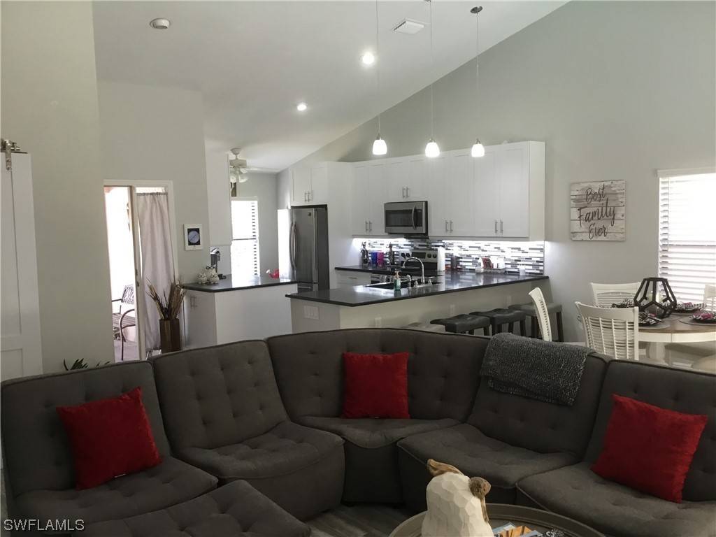 Naples, FL 34104,197 Saint James WAY