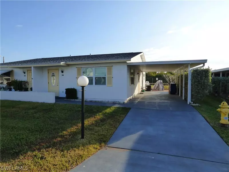 34 Heath Aster LN, Lehigh Acres, FL 33936