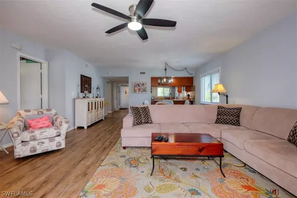 Fort Myers Beach, FL 33931,4521 Bay Beach LN #224