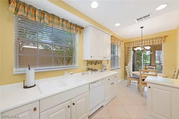 Naples, FL 34114,3980 Deer Crossing CT #101