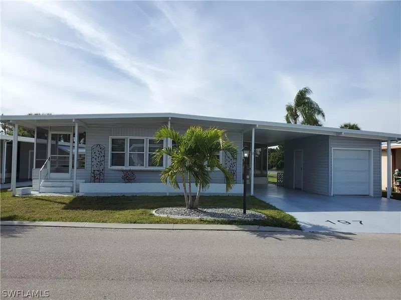 197 Nicklaus BLVD, North Fort Myers, FL 33903