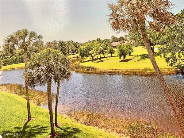 112 Wilderness DR #F-325, Naples, FL 34105