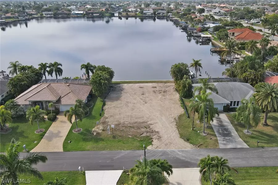 4814 SW 5th PL, Cape Coral, FL 33914