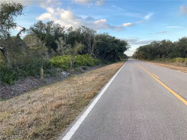 Palmdale, FL 33944,7853 Main AVE