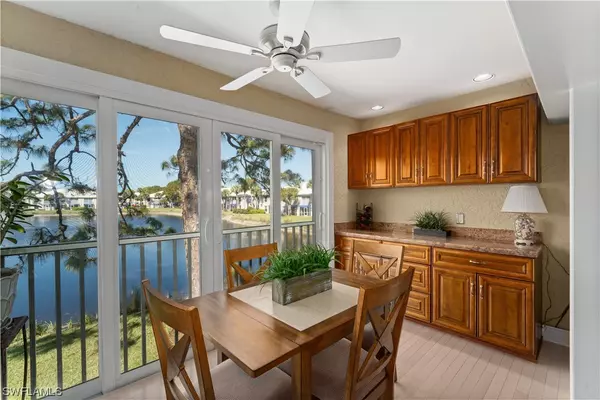 Naples, FL 34108,845 Gulf Pavilion DR #204