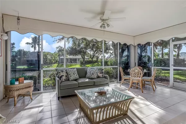 7725 Gardner DR #103, Naples, FL 34109