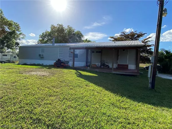 Clewiston, FL 33440,7000 Surrency RD