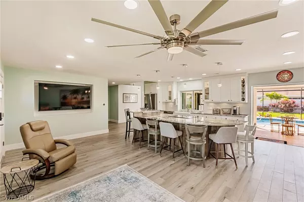 1438 SE 17th ST, Cape Coral, FL 33990