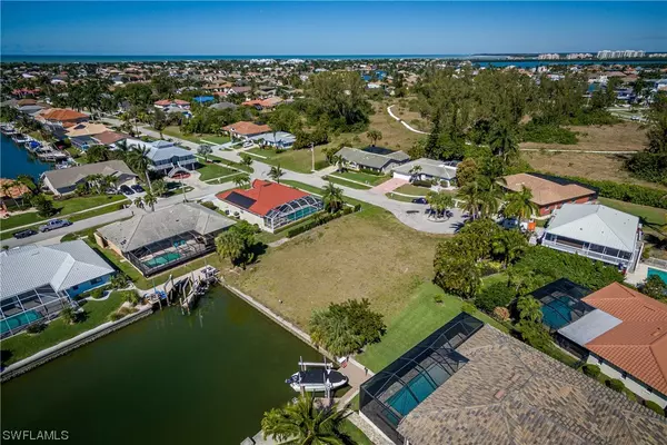 Marco Island, FL 34145,662 Diplomat CT