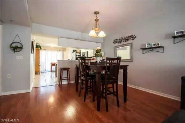 Naples, FL 34109,4935 Sandra Bay DR #3-103