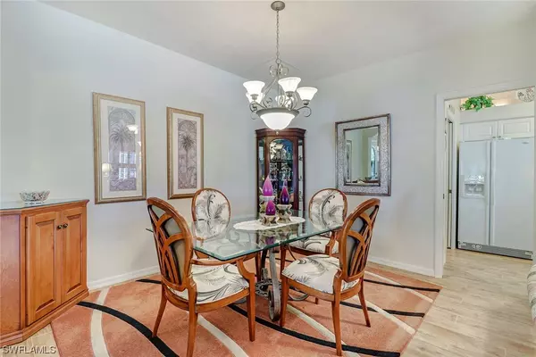 Naples, FL 34119,4376 Pomarine CT