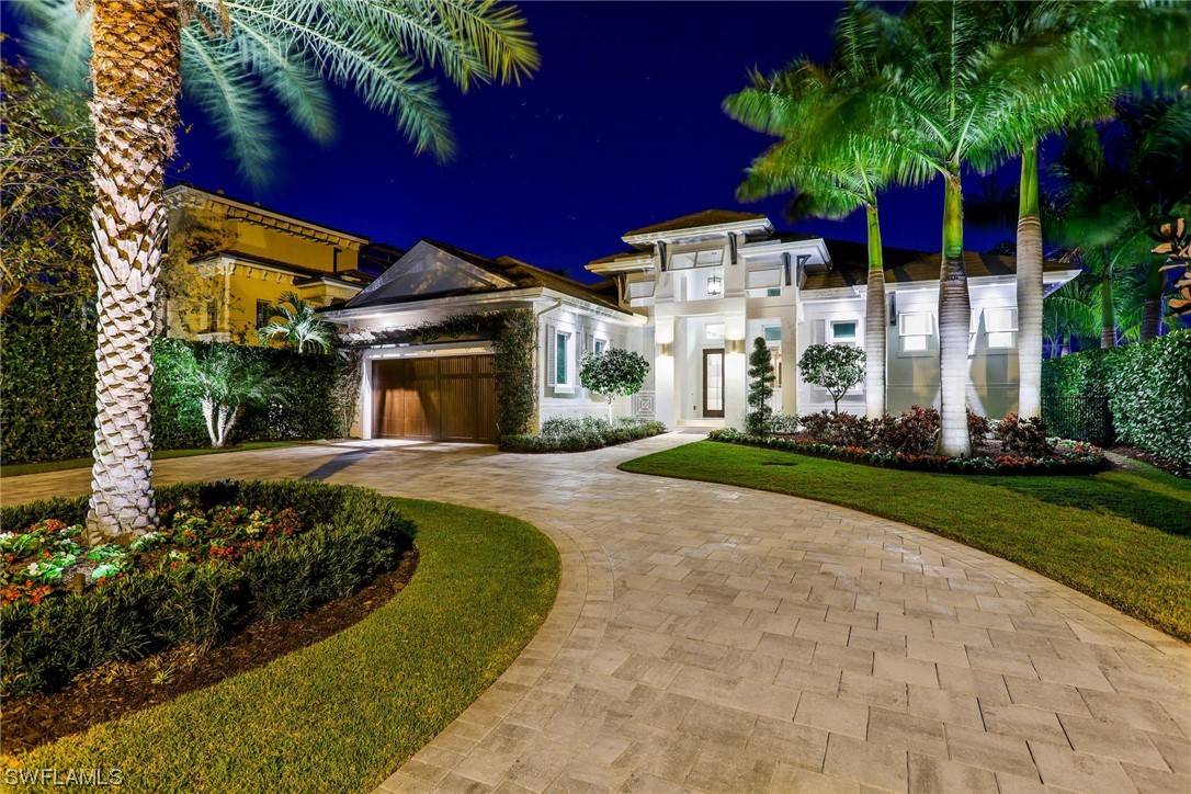 1540 Osprey AVE, Naples, FL 34102