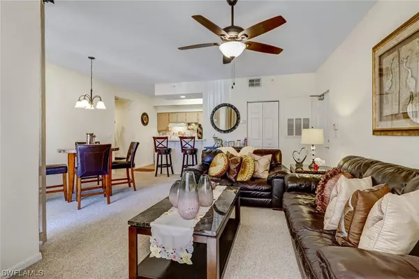 Naples, FL 34109,4650 Saint Croix LN #728